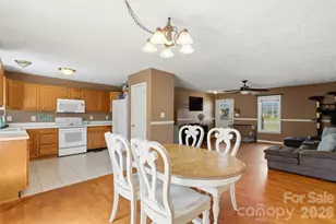 3603 Weatherly Ln, Shelby, NC 28150 - Photo 10