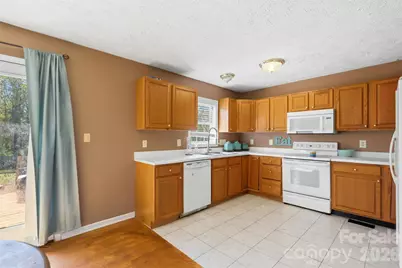 3603 Weatherly Lane, Shelby, NC 28150 - Photo 8