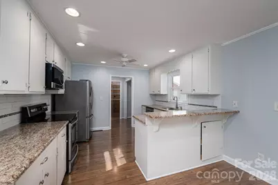 1624 Oak Trail Lane, Charlotte, NC 28216 - Photo 8