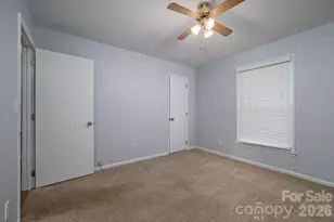 1624 Oak Trail Ln, Charlotte, NC 28216 - Photo 22