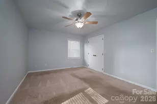 1624 Oak Trail Ln, Charlotte, NC 28216 - Photo 20