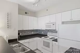 1315 East Blvd, Charlotte, NC 28203 - Photo 12