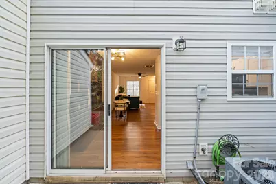 12318 Hennigan Place Lane, Charlotte, NC 28214 - Photo 32