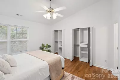 12318 Hennigan Place Lane, Charlotte, NC 28214 - Photo 6