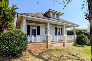 507 S College St, Morganton, NC 28655 - Photo 1