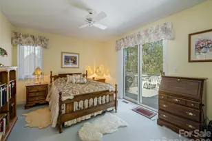 206 Black Oak Ln, Hendersonville, NC 28791 - Photo 20