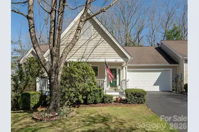 206 Black Oak Lane, Hendersonville, NC 28791 - Photo 2