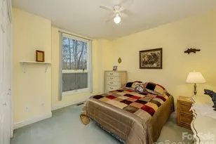 206 Black Oak Ln, Hendersonville, NC 28791 - Photo 24