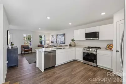 476 Sundown Drive, Spartanburg, SC 29302 - Photo 8