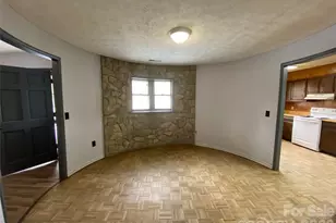 23 Old Farm School Rd, Asheville, NC 28805 - Photo 18