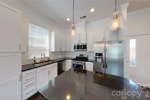 930 Steel House Blvd, Charlotte, NC 28205 - Photo 2