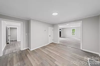 304 S Kimmons Street, Landis, NC 28088 - Photo 10