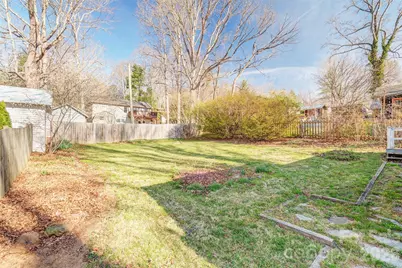 6 Alexander Street, Black Mountain, NC 28711 - Photo 20