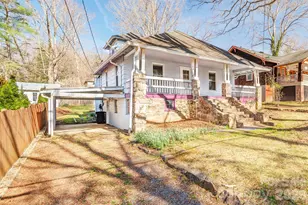 6 Alexander St, Black Mountain, NC 28711 - Photo 1