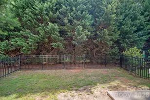 2219 Whitford Ln, Charlotte, NC 28210 - Photo 24