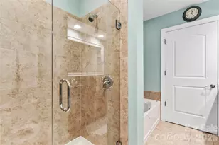 701 Royal Ct, Charlotte, NC 28202 - Photo 22