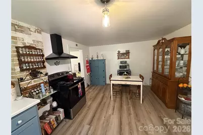 658 Upper Hanging Rock Road, Spruce Pine, NC 28777 - Photo 10