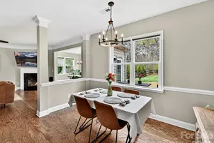 5304 Auburn Hill Ln, Charlotte, NC 28269 - Photo 16