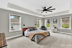 5304 Auburn Hill Ln, Charlotte, NC 28269 - Photo 22