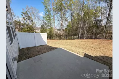 11122 Chalkbark Lane, Charlotte, NC 28262 - Photo 22