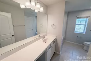 11122 Chalkbark Ln, Charlotte, NC 28262 - Photo 18