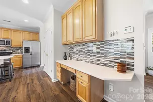 9916 Empire Woods Ct, Charlotte, NC 28277 - Photo 14