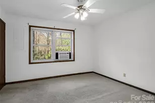 417 Ivy Rd, Black Mountain, NC 28711 - Photo 32