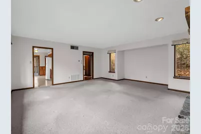 417 Ivy Road, Black Mountain, NC 28711 - Photo 14