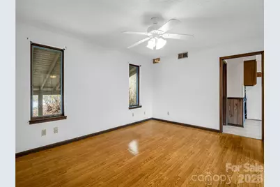 417 Ivy Road, Black Mountain, NC 28711 - Photo 24