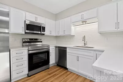 5862 Harris Grove Lane, Charlotte, NC 28212 - Photo 8