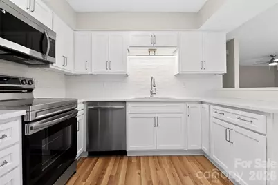 5862 Harris Grove Lane, Charlotte, NC 28212 - Photo 10