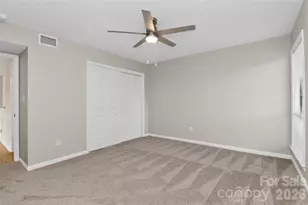 5862 Harris Grove Ln, Charlotte, NC 28212 - Photo 30