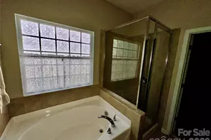 13320 Hunting Birds Ln, Charlotte, NC 28278 - Photo 14