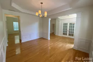 9901 Hazelview Dr, Charlotte, NC 28277 - Photo 4