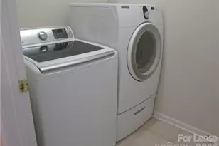 9901 Hazelview Dr, Charlotte, NC 28277 - Photo 20