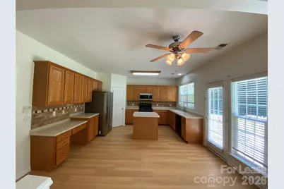 9901 Hazelview Drive, Charlotte, NC 28277 - Photo 12