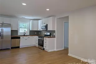 945 Summers Rd, Valdese, NC 28690 - Photo 2