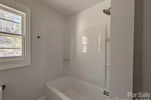 945 Summers Rd, Valdese, NC 28690 - Photo 12