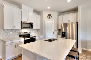 479 Tayberry Ln, Fort Mill, SC 29715 - Photo 8