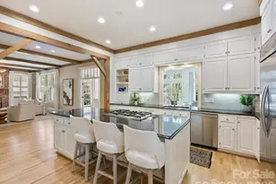 4028 Carnoustie Ln, Charlotte, NC 28210 - Photo 10