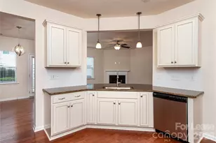 106C Clarendon St, Mooresville, NC 28117 - Photo 4