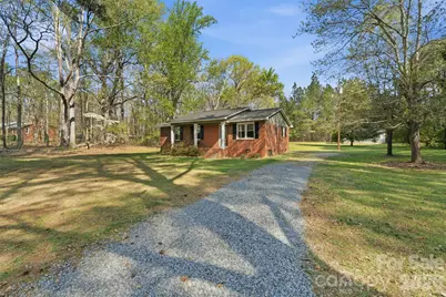 2291 Hicklin Bridge Road, Edgemoor, SC 29712 - Photo 2