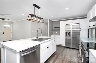 2458 Jamaica Ln, Gastonia, NC 28054 - Photo 4