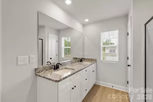 6521 Fairford Dr, Charlotte, NC 28215 - Photo 12