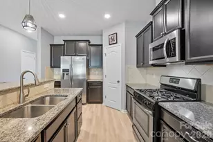 3033 Honeylocust Ln, Fort Mill, SC 29707 - Photo 6