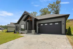 504 Blue River Dr, Arden, NC 28704 - Photo 2