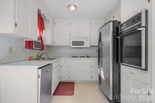 3936 Icard St, Maiden, NC 28650 - Photo 10