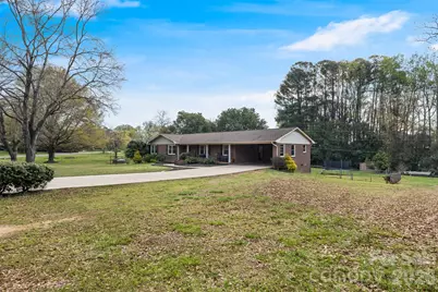 4022 Lynn Circle, Shelby, NC 28152 - Photo 8