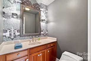 525 Blue Ridge Dr N, Marion, NC 28752 - Photo 16