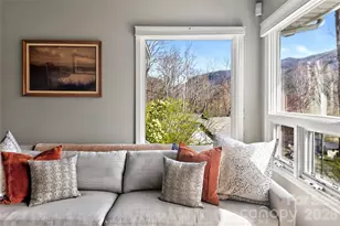 525 Blue Ridge Dr N, Marion, NC 28752 - Photo 10